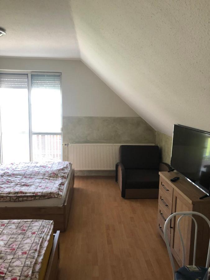Hajdúszoboszló Imre Apartman מראה חיצוני תמונה