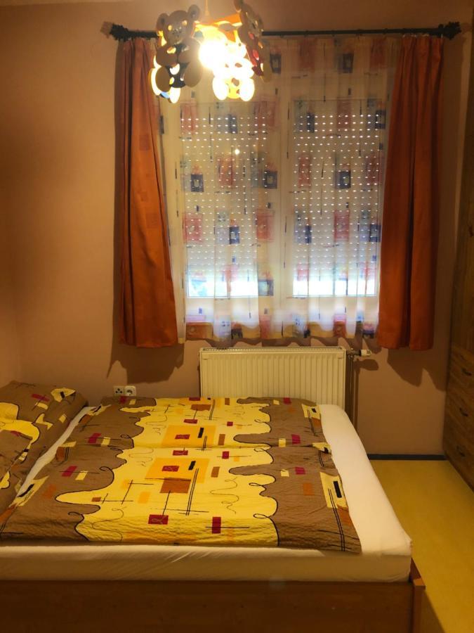 Hajdúszoboszló Imre Apartman מראה חיצוני תמונה