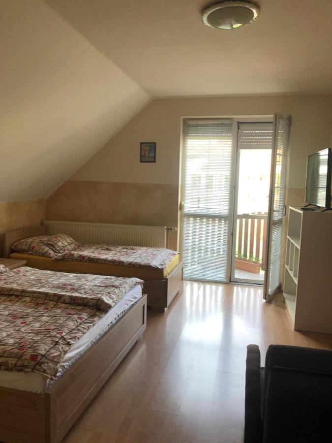 Hajdúszoboszló Imre Apartman מראה חיצוני תמונה
