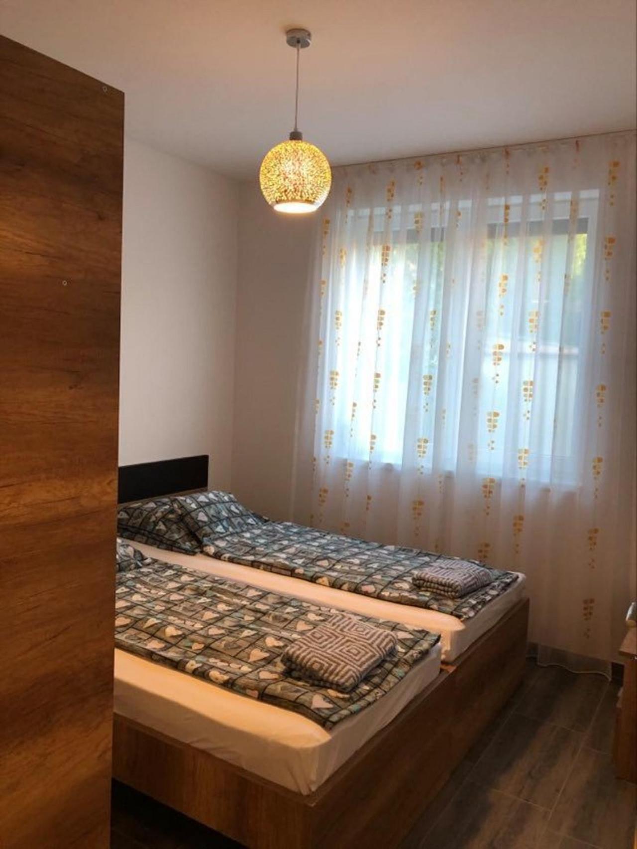 Hajdúszoboszló Imre Apartman מראה חיצוני תמונה