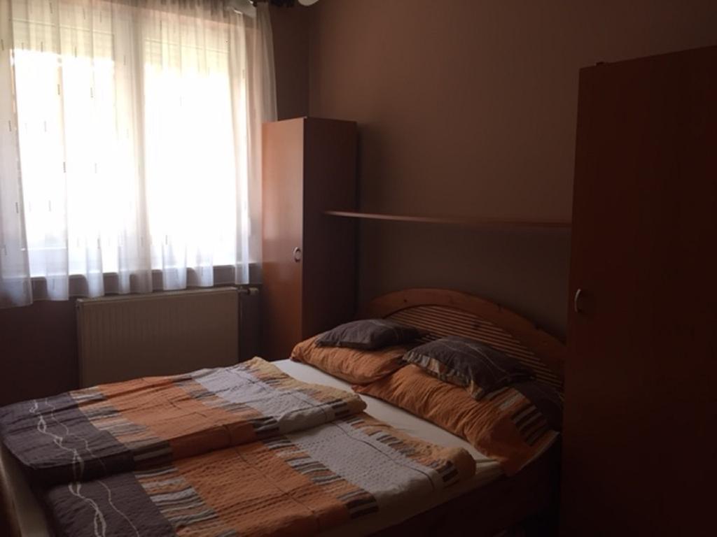 Hajdúszoboszló Imre Apartman מראה חיצוני תמונה