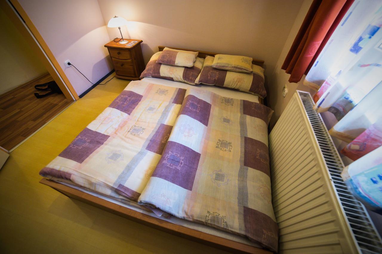 Hajdúszoboszló Imre Apartman מראה חיצוני תמונה